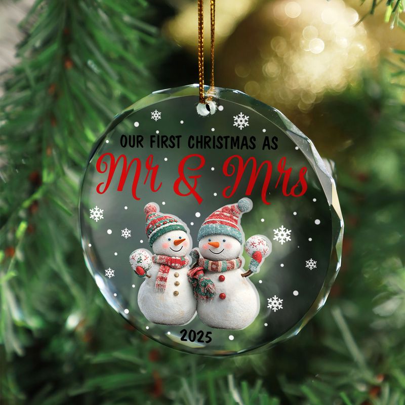 Personalized Round Glass Christmas Ornament With Acrylic Pieces